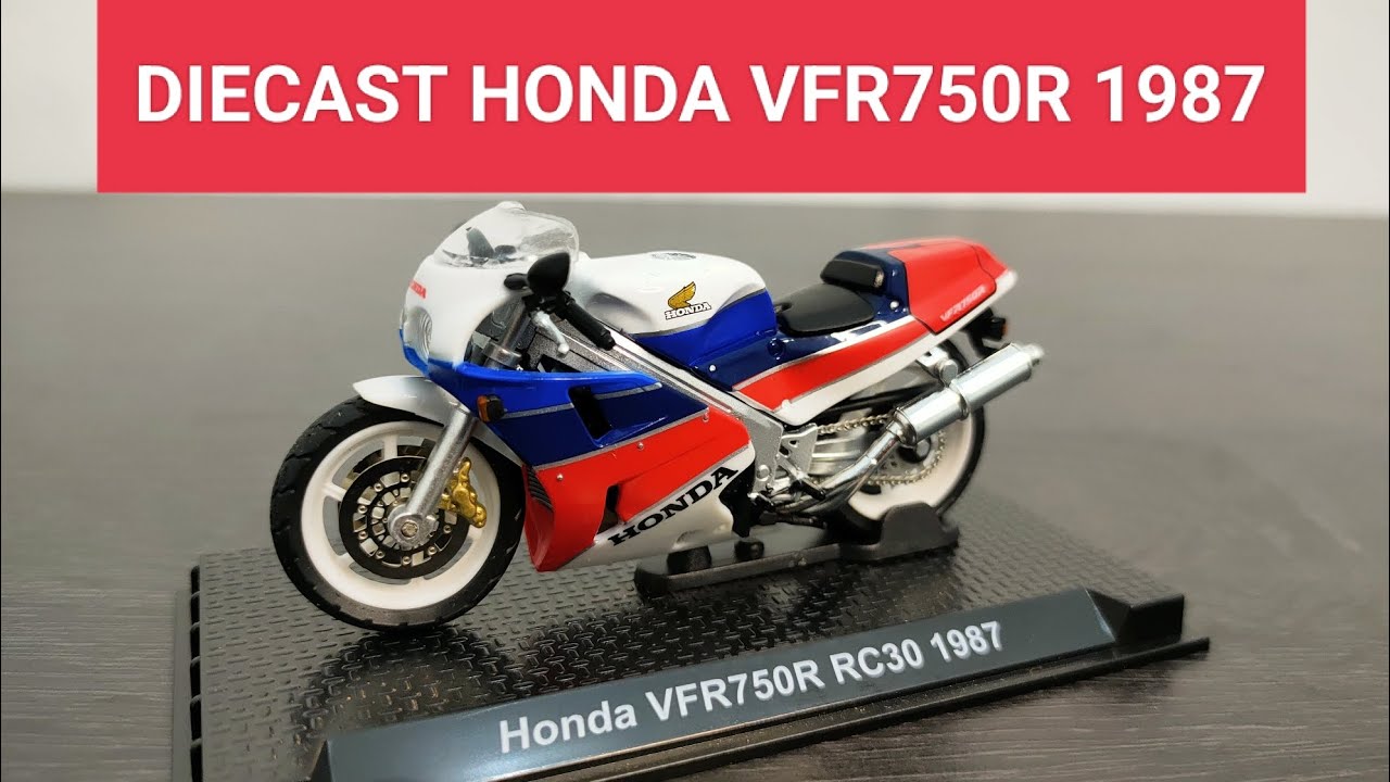 MOTOR HONDA VFR750R RC30 1987 SKALA 1:24
