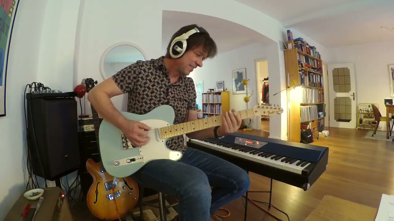 slow funk -   2009 Fender Custom Shop Telecaster Pro Daphne blue