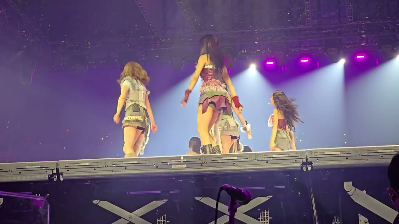260109 4K TWICE (트와이스) FANCY | THIS IS FOR World Tour | Vancouver