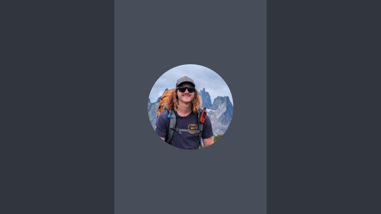 Live: Foam rolling while talking about recovery and mobility.