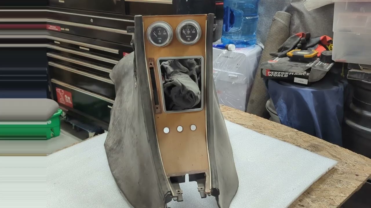 Alfa 1750 GTV Console Refurbish