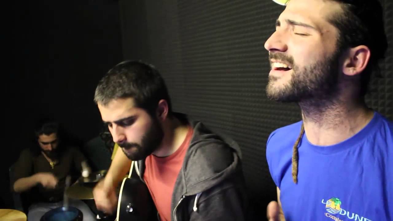 Tartaglia & Aneuro - Respira cu'mme (live @RadioBaiano/INDIEfferenti,17/03/2015)