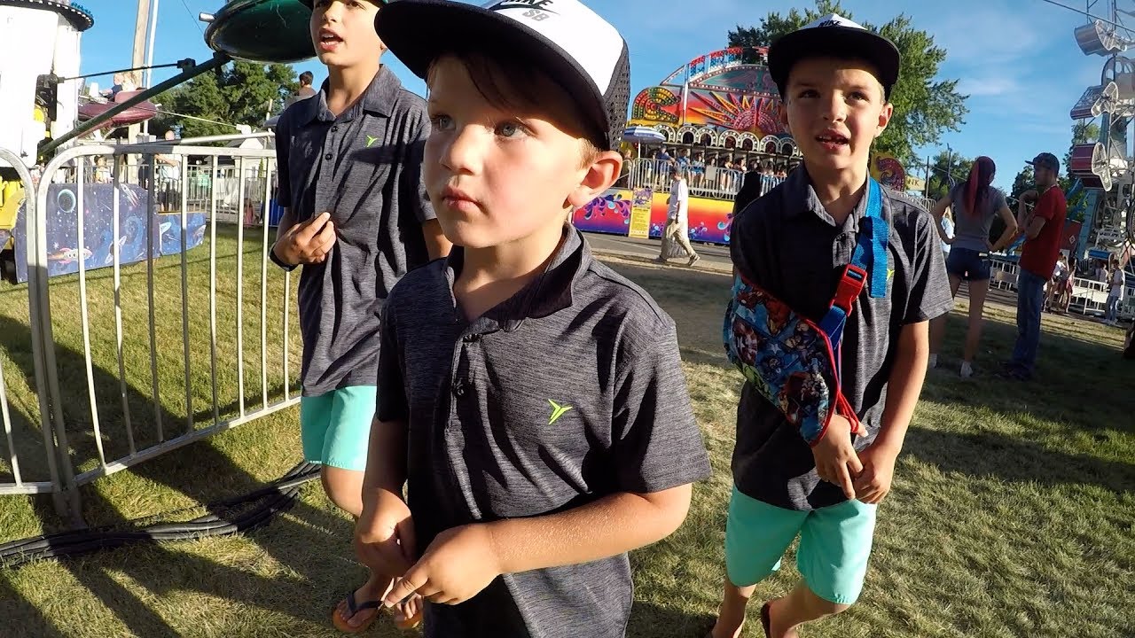 🎡 WHAT CAN YOU DO WITH $60 AT A SMALL CITY CARNIVAL? 🤑