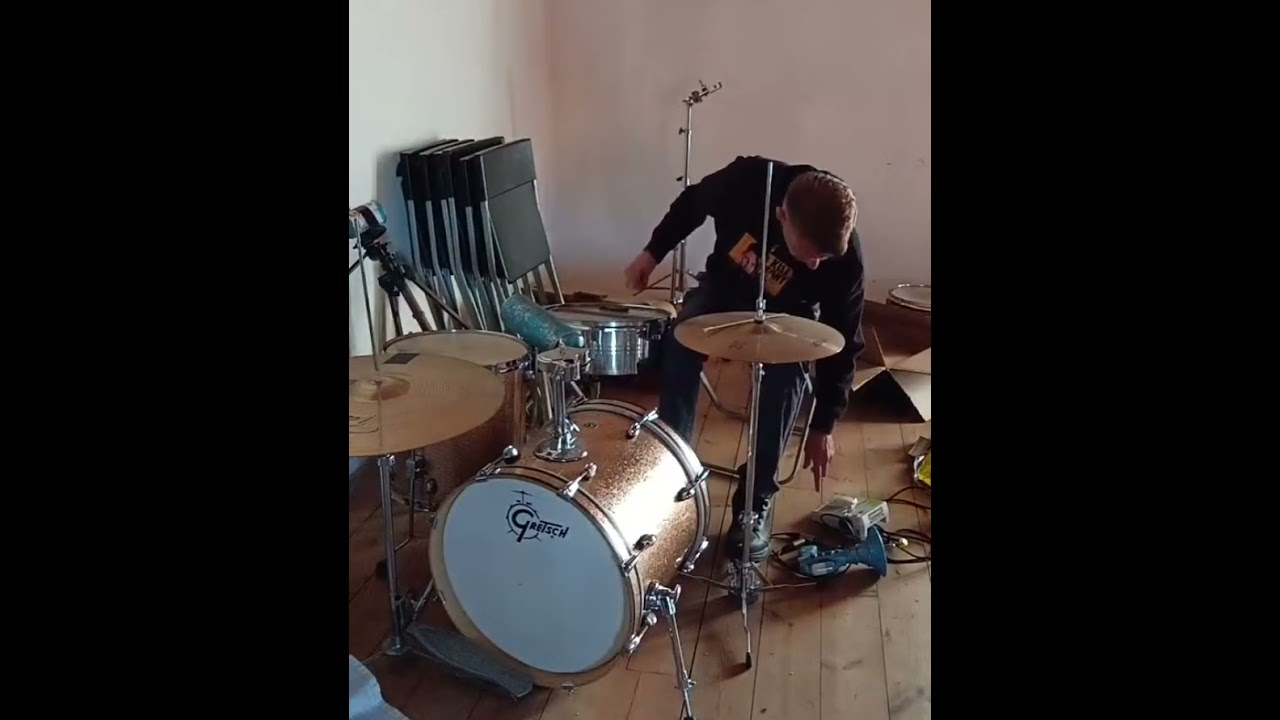 Drum & Fart Gun! #experimentalmusic #improv #glitch #fart #beats #soundart #circuitbending #drums