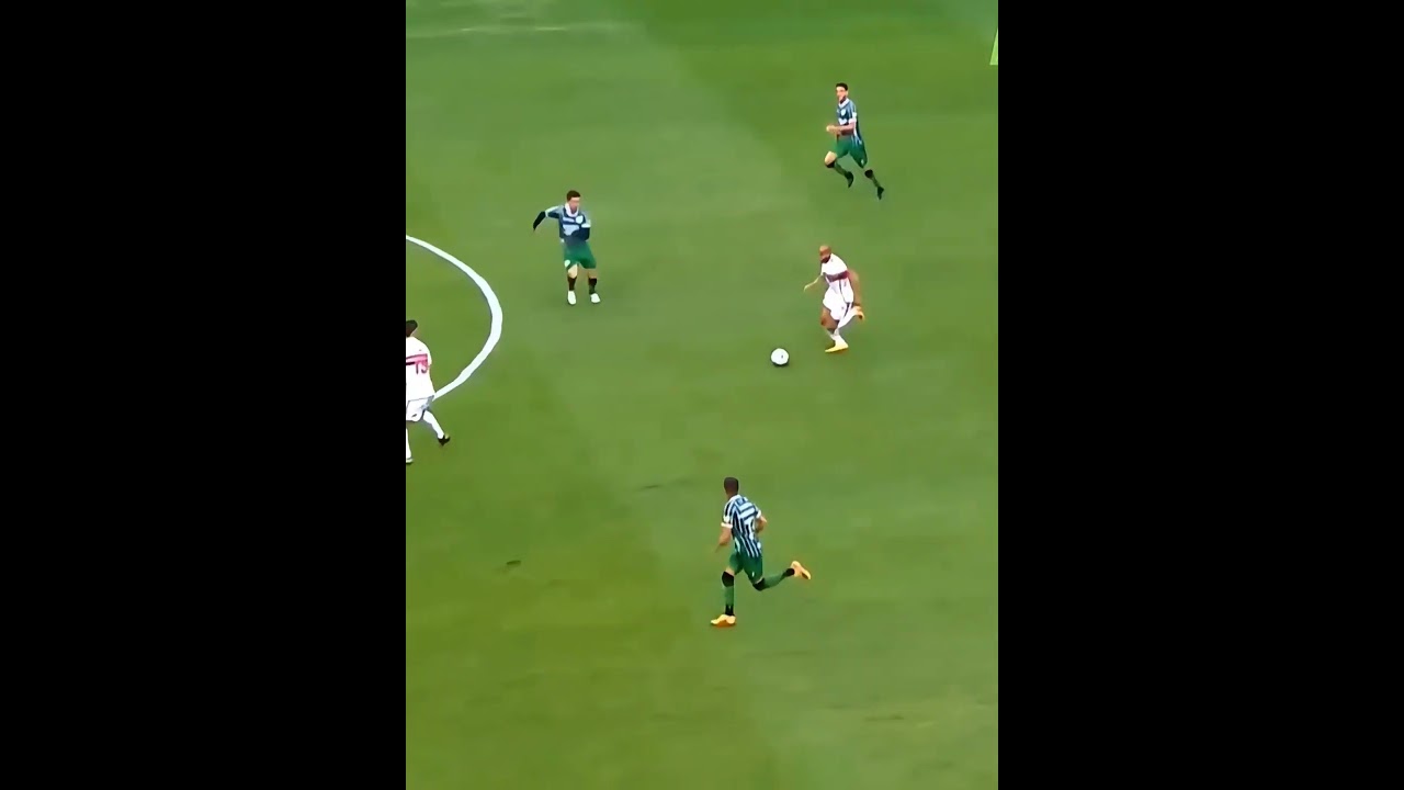 O que dizer Sobre Lucas Moura? 🤔🔥 Craque ou Jogador simples ? #futbol #skills #futebol #soccer