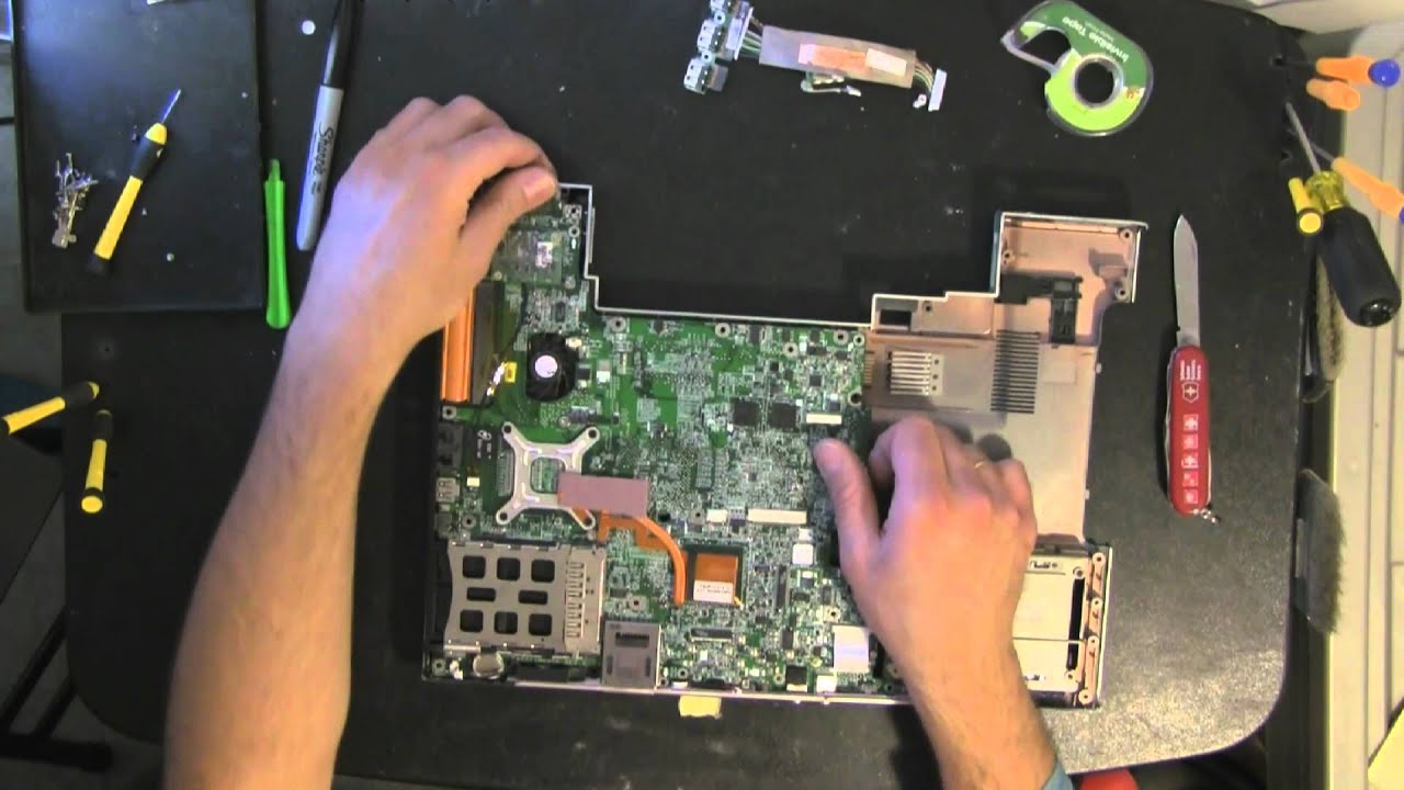ACER Travemate 8100 take apart, disassemble, how to open disassembly