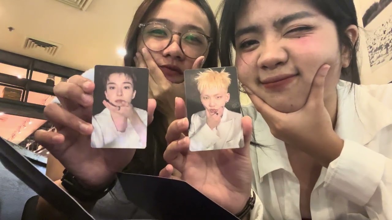 UNBOXING TREASURE PLEASURE SPECIAL MINI ALBUM