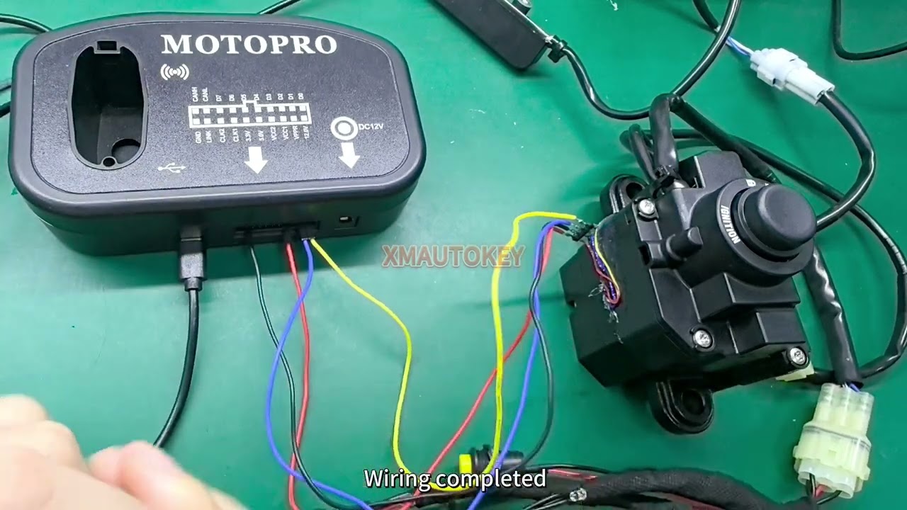 Ducati with new keyless 8A type ,all key lost ,Use motopro programming new key with keyless Success