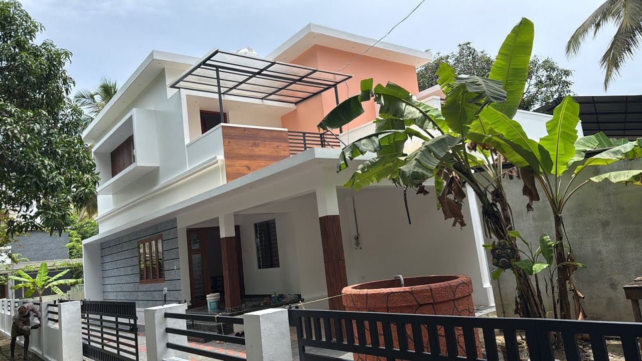 Beautiful Hindu Old Traditional Model House For Sale Near Guruvayur Thrissur I 80 Lakhs
