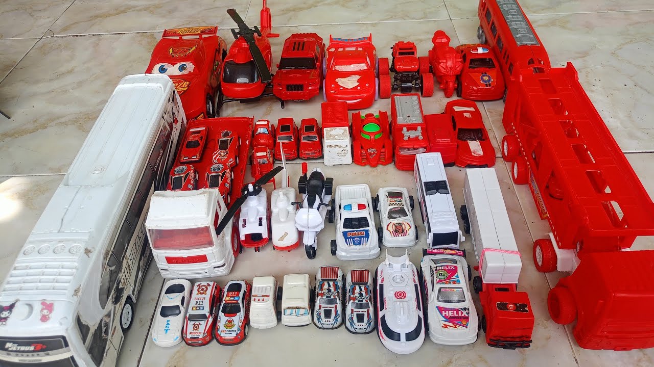 MELETUS BALON DAPAT HADIAH MAINAN TRUK, KERETA, BUS, KAPAL, HELIKOPTER, MOTOR, MOBIL AMBULANS DLL