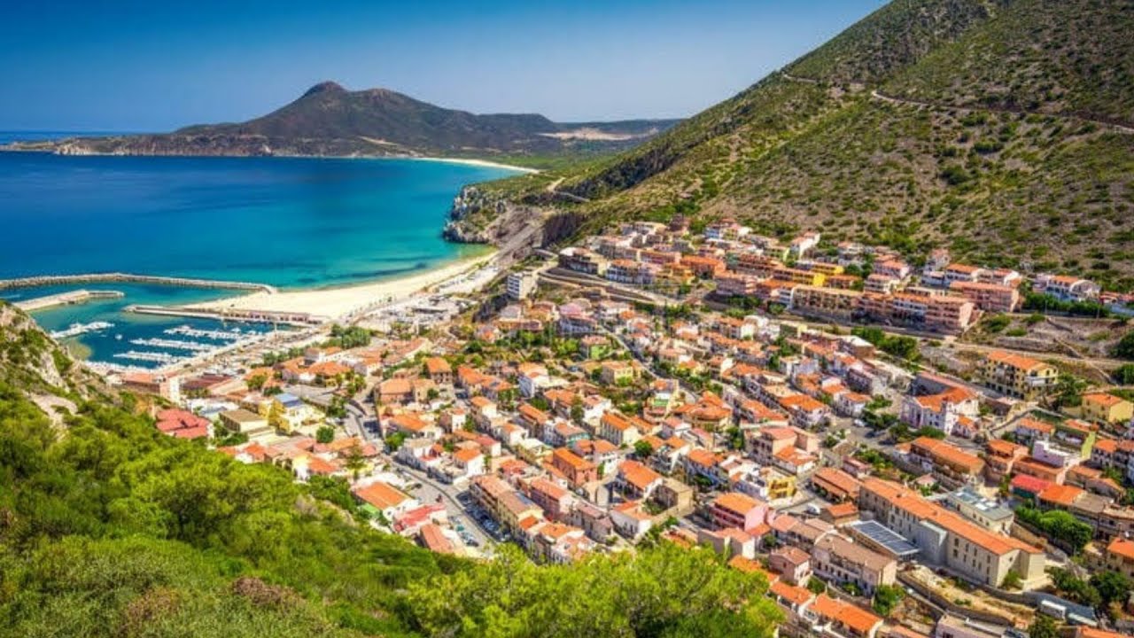 Sardegna Spiaggia di Buggerru a Novembre 4k