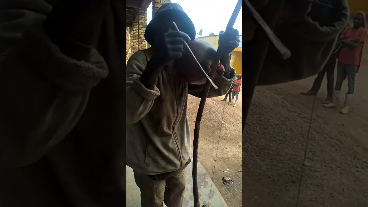 Uyu musaza ni igisupusupu WA kabiri sibyoo rata? 