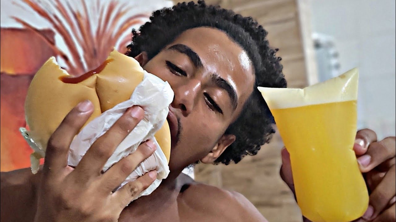 ASMR MISTÃO DE R$ 2,00 QUE MATA FOME NA FAVELA 🇧🇷 #mukbang 🌭🍔🥪 #mouthsounds 👅💦 #asmr