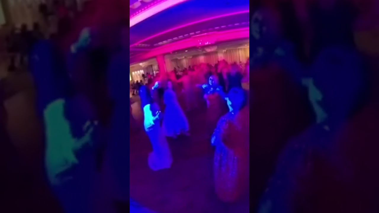 Wedding band Ireland Long Time coming perform Sweet Caroline