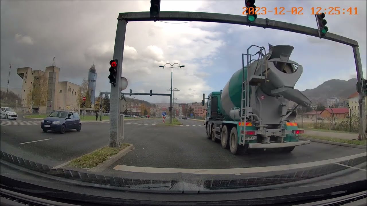 Vožnja: Jumbo - Bjelave #december #2023 #visitbosnia #visitsarajevo #dashcam #onboardcam #sarajevo