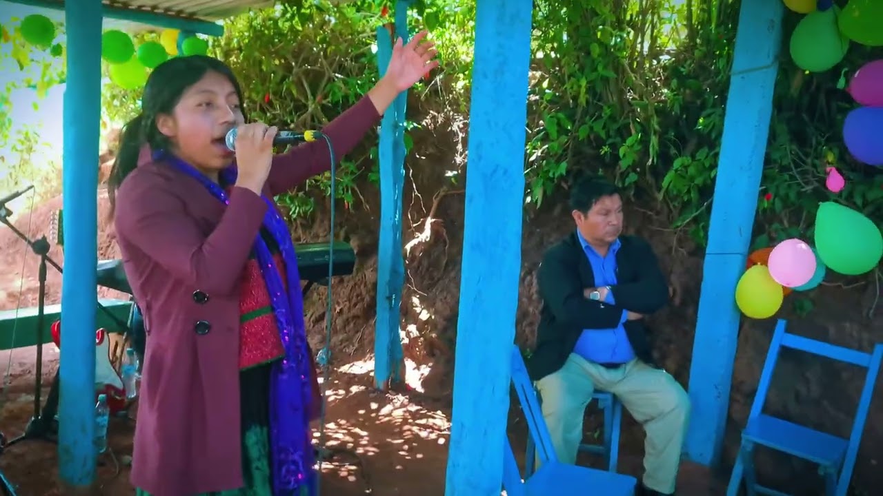 Todo El Mundo Busca La Felicidad Ana Perez Acompañado Grupo Transfiguración Espiritual 