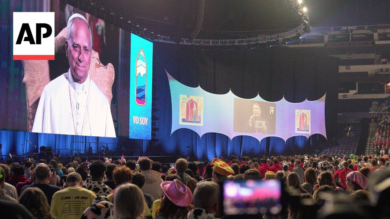 Pope Leo XIV to youth: 'Be careful' that AI doesn't limit 'human growth'