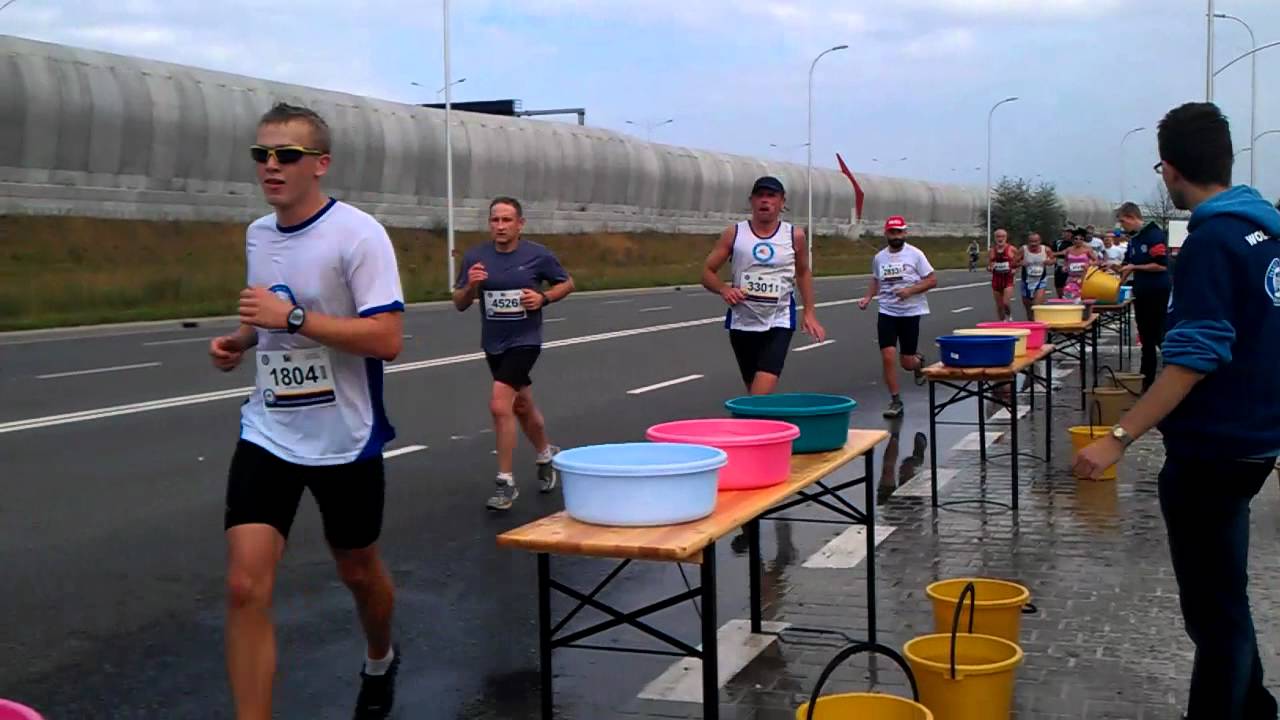 30 maraton Hasco-Lek - 16.09.2012r - 18km STADION MIEJSKI - perspektywa wolontariusza