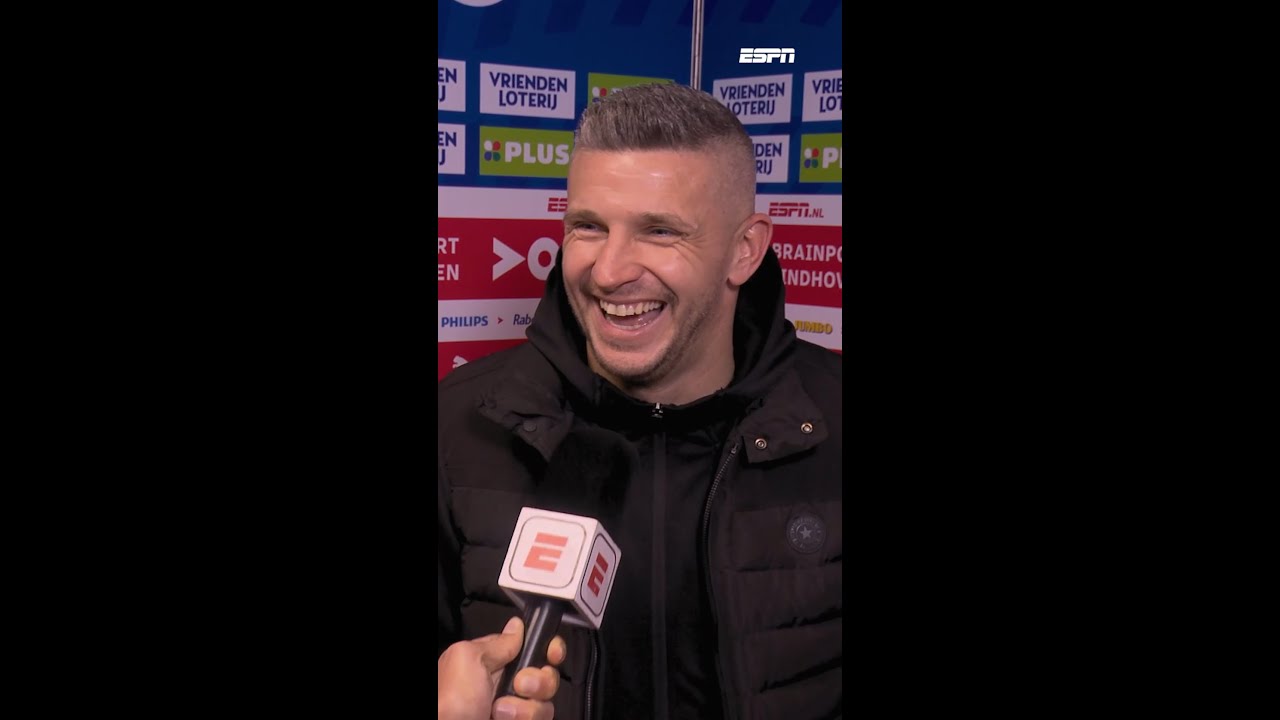 Guus Til belt in tijdens interview Bryan Linssen over mogelijke handsbal 📲👋