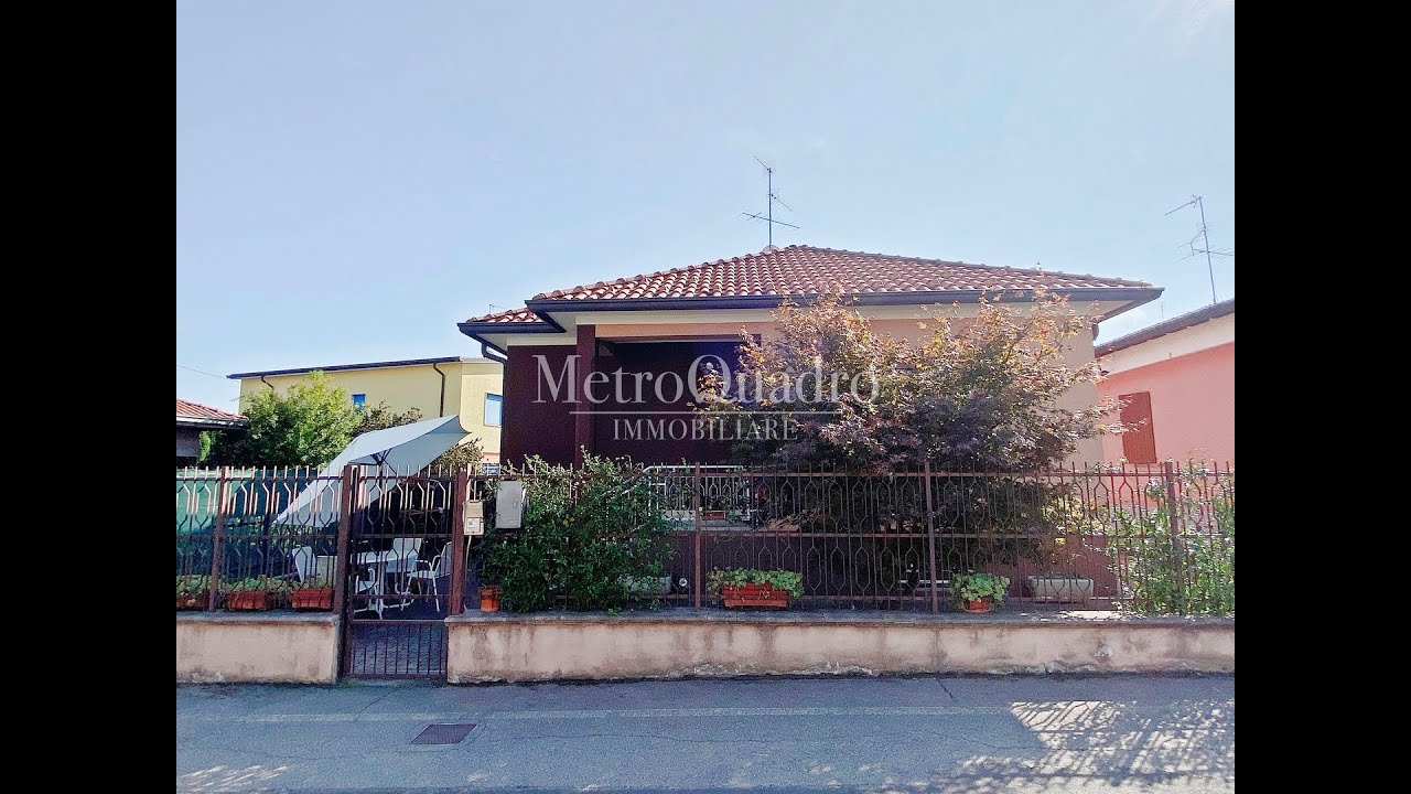 RONCELLO - CASA SINGOLA SU UNICO LIVELLO OLTRE AMPIA TAVERNA