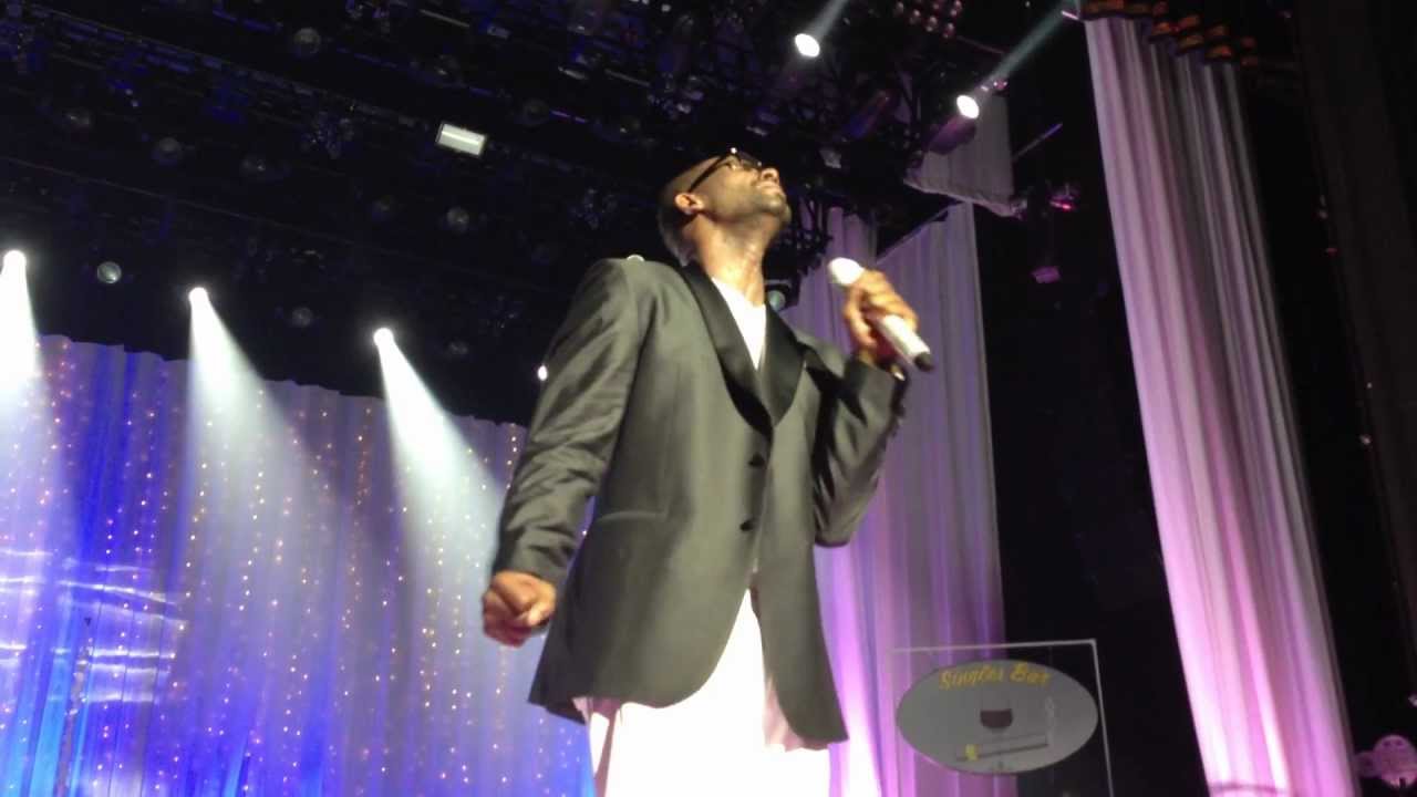 R. Kelly - When A Woman Loves - Columbia, SC 10/14/2012 - Township Auditorium