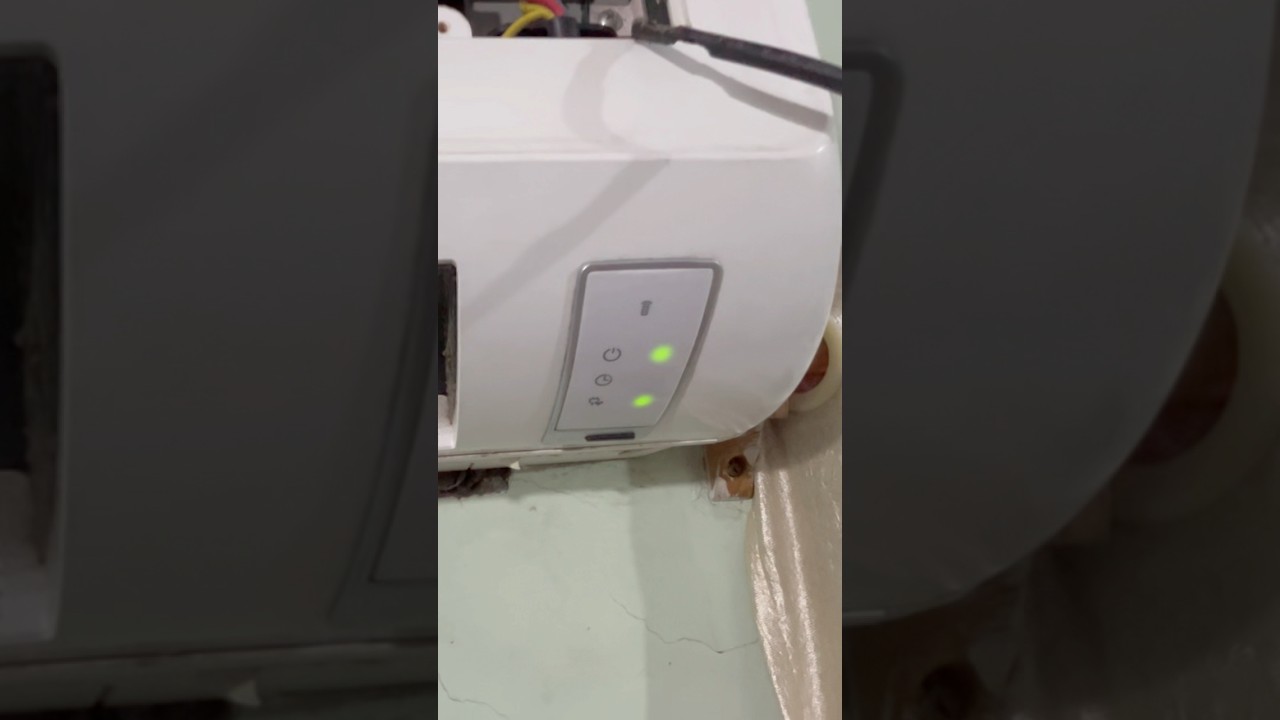 ￼ Samsung split AC display light blinking error🤔? #rkmsstechnicalpoint #airconditioner #samsung