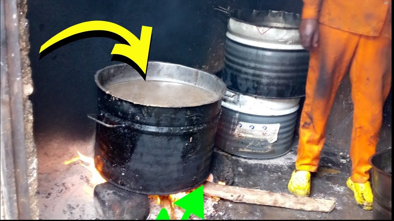 MENYA UKO WAKWITUNGANYIRIZA AMAVUTA AKORA ISABUNE .
