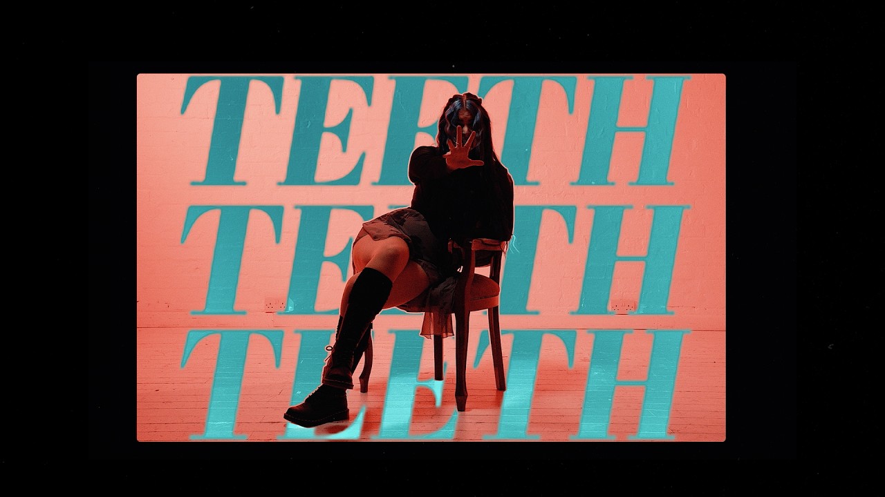 As December Falls - Teeth (Official Visualiser)