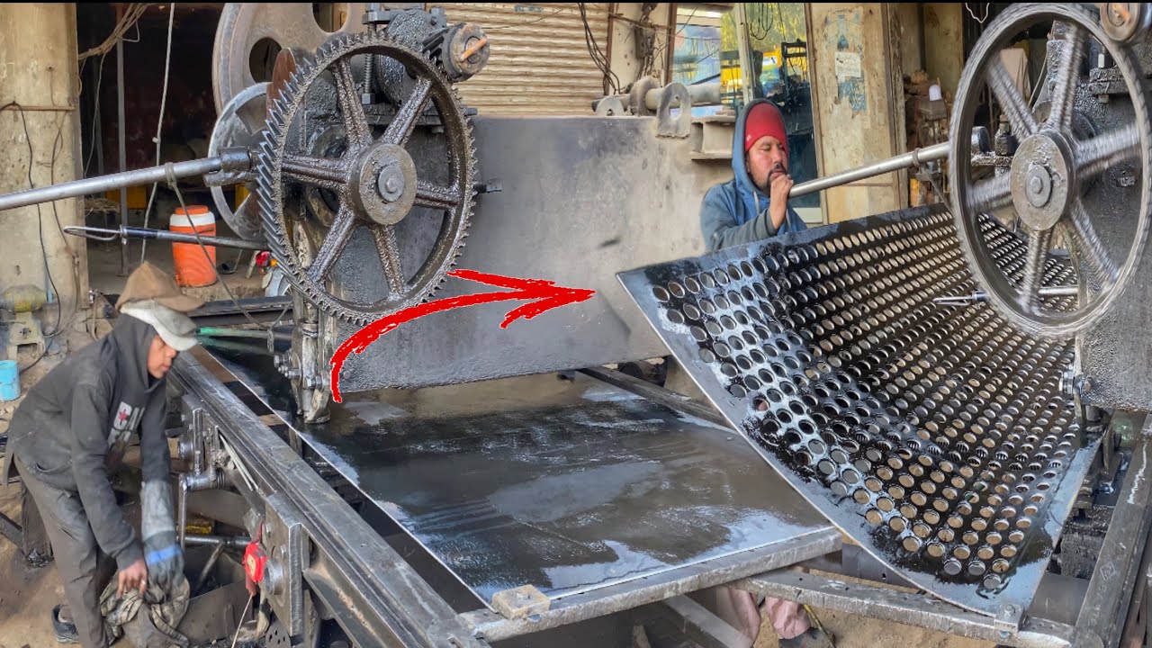 How Does a Stone Crusher Machine Make Mesh | At a local workshop
