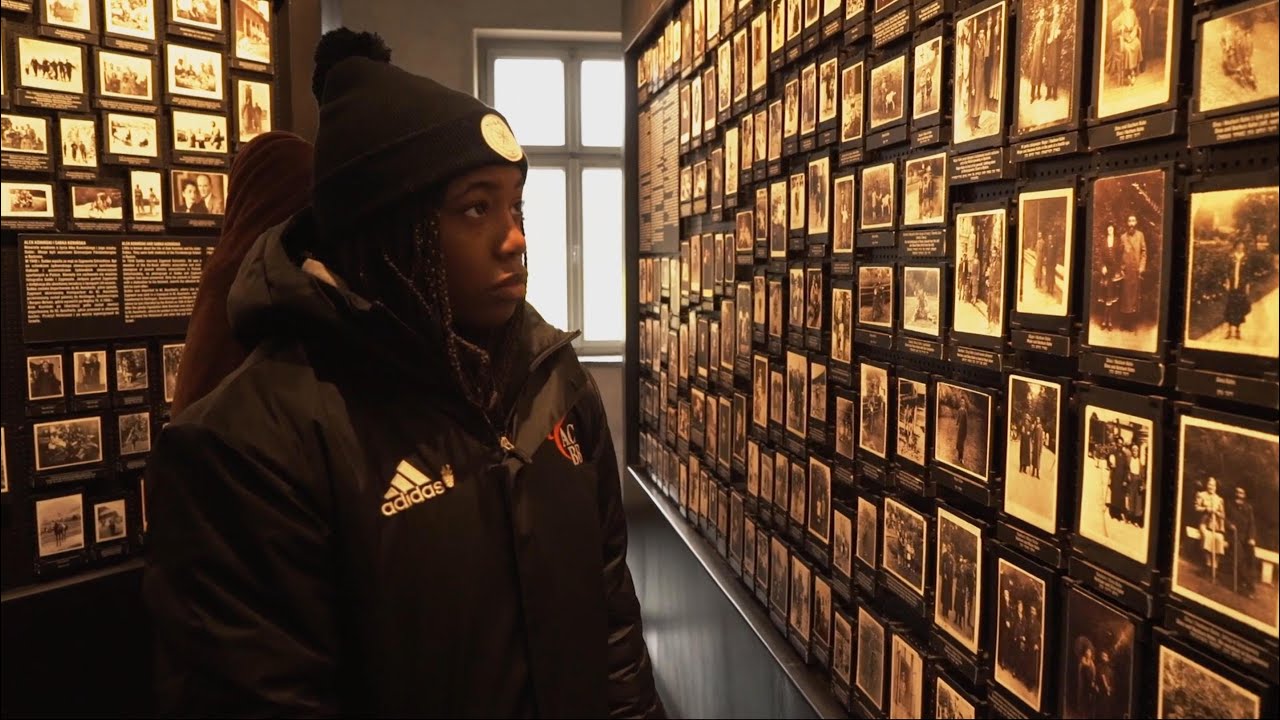 PASSEURS DE M&Eacute;MOIRE