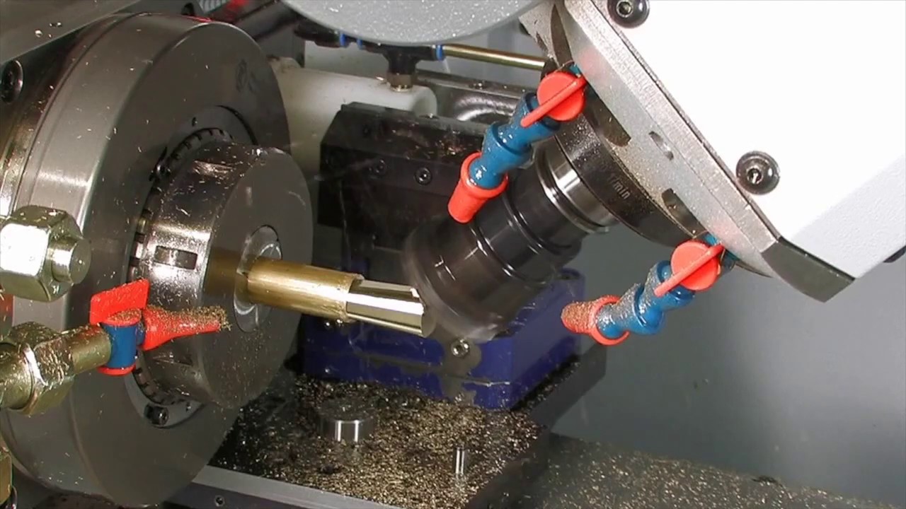 CHIRON FZ12 mill turn: Complete Machining from bar.