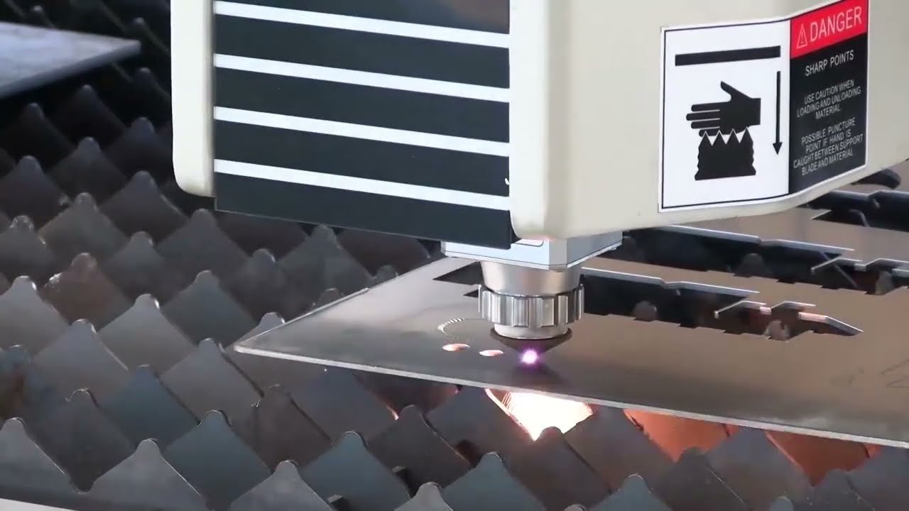 Plate and Tube Fiber Laser Cutting Machine