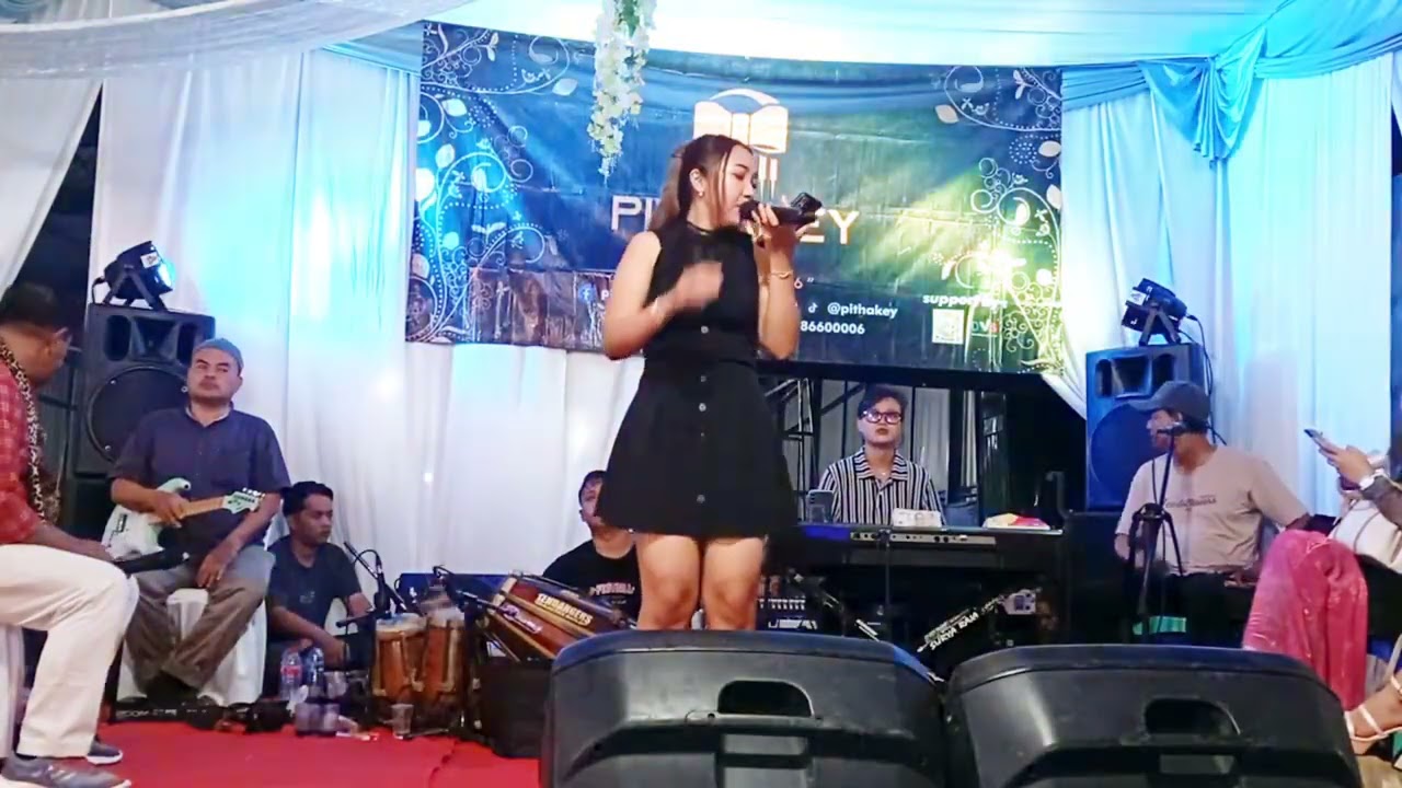 AMBILKAN GELAS !! DELLA MONICA !! WULAN Cover #dangdut #shorts @AntomusicOfficial