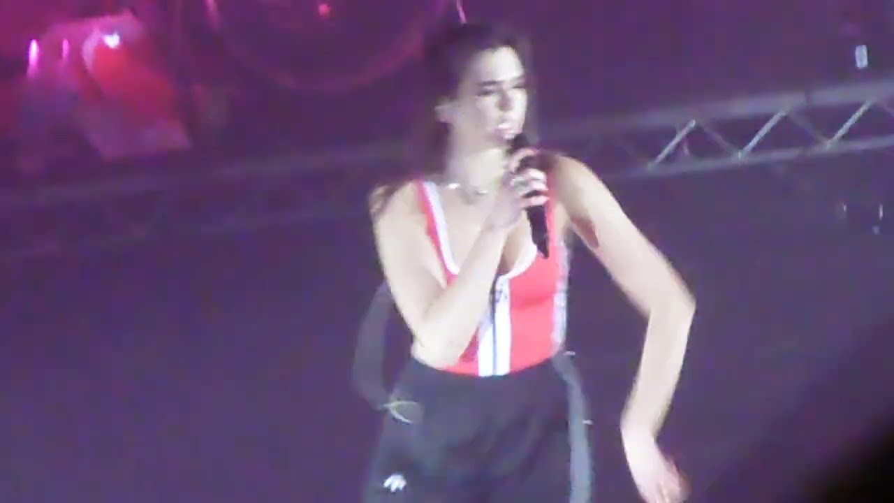 Dua Lipa - New Rules (@ The Vogue Theatre)