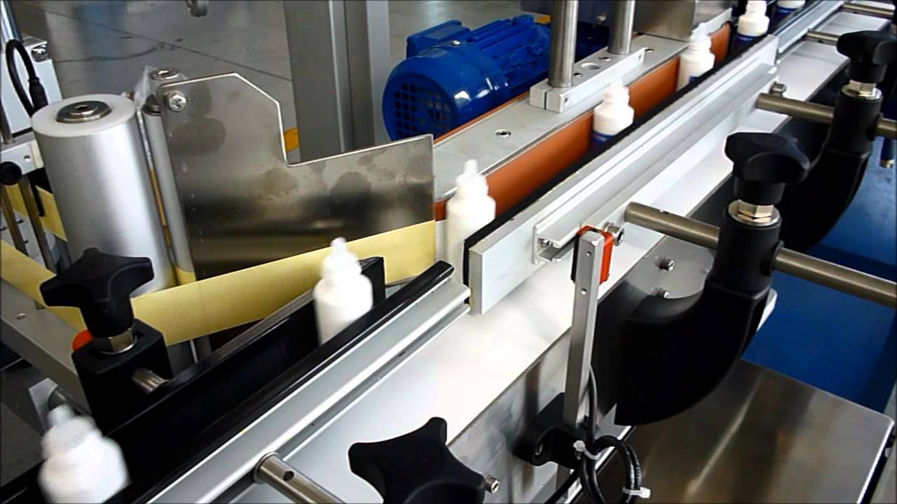 Labelling system for plastic cylindrical bottle