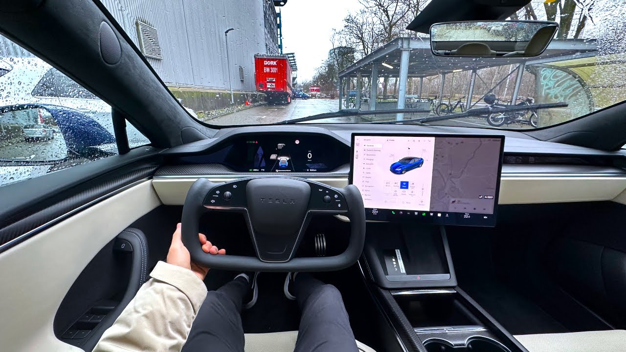 Тест-драйв новой Tesla Model S Plaid от лица 2023 года
