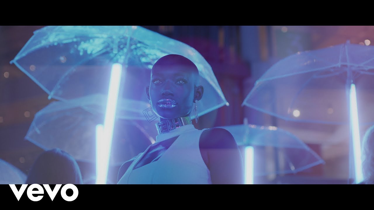 Maluma - Soltera (Pseudo Video) ft. Madonna