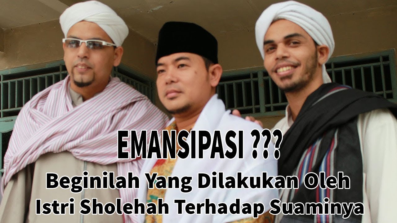 Ceramah Lucu Kocak KH. Fudholi - Begini Cara Istri Sholehah Memperlakukan Suaminya