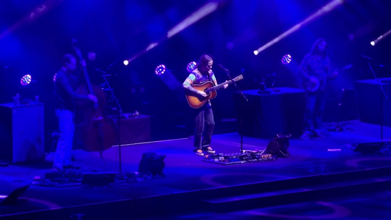 Billy Strings, “Guild The Lilly”, 2/7/26, Akins Arena, Athens, GA