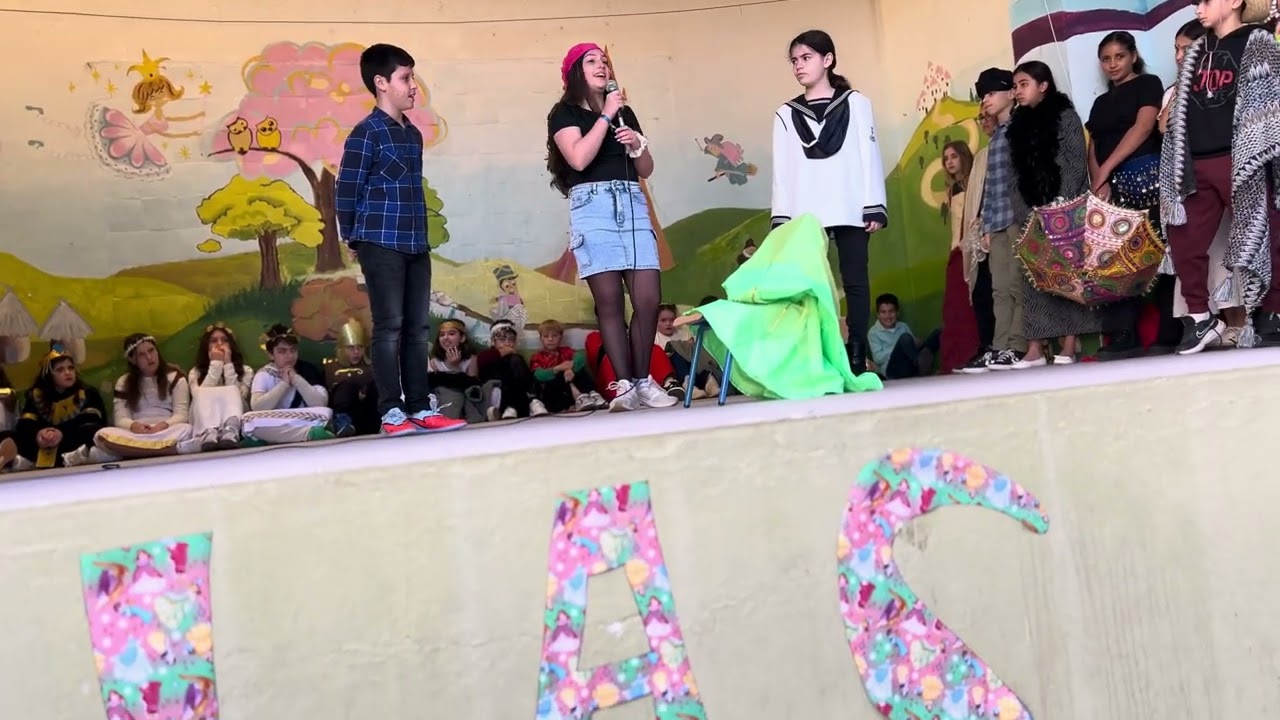 Obra de Teatro “ELLAS “ . CEIP “Príncipe Felipe “ Motril