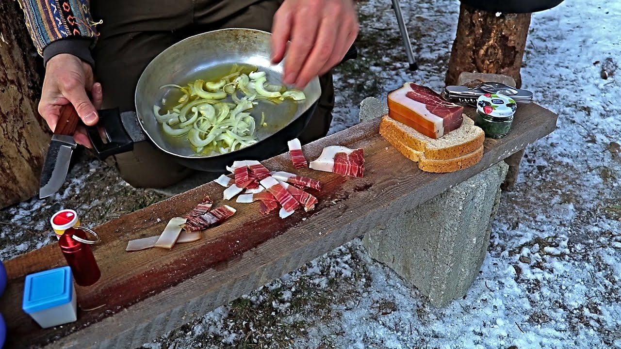 Cucina Bushcraft - come non farsi baciare colazione trapper, nuova stufa e il mio bosco - PeschoAnvi