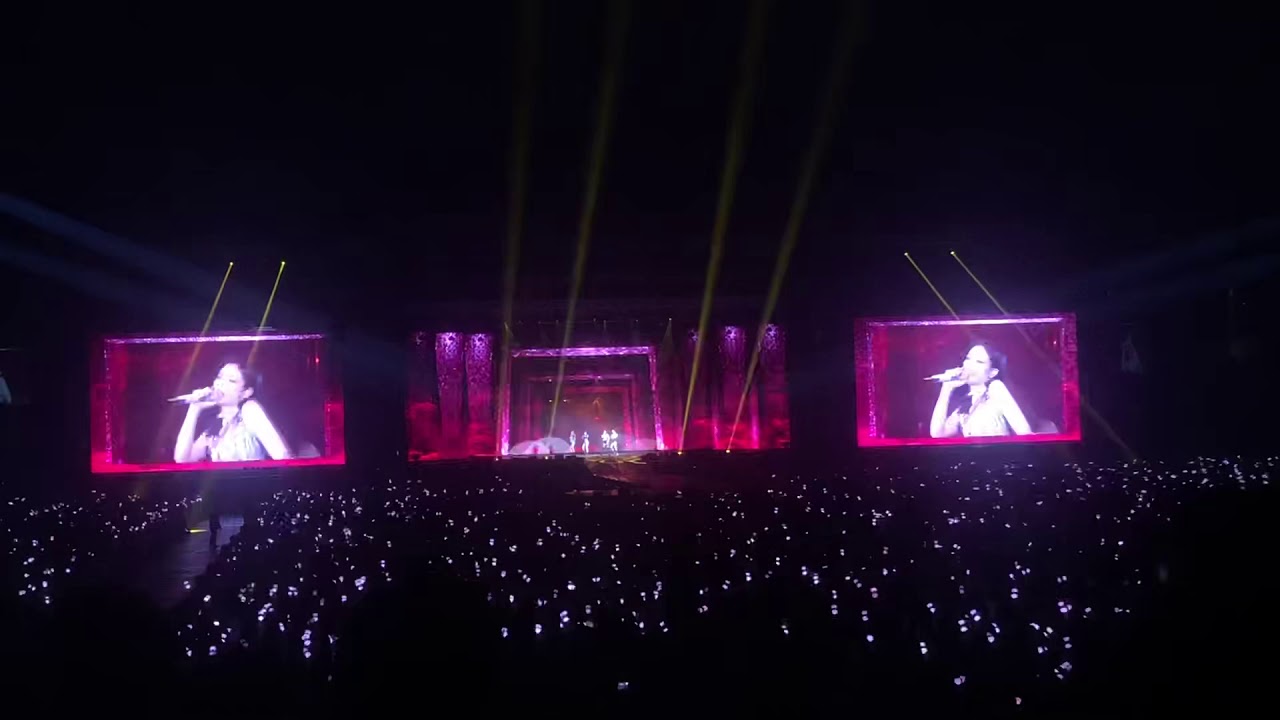 Playing With Fire | BLACKPINK | World Tour In Your Area | Tokyo Dome Japan 2019 | 191204