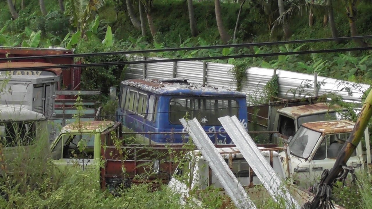 inilah Gudangnya Bangkai Bus jadul toyota 60an`Truk Buaya Damkar`di Ambarawa