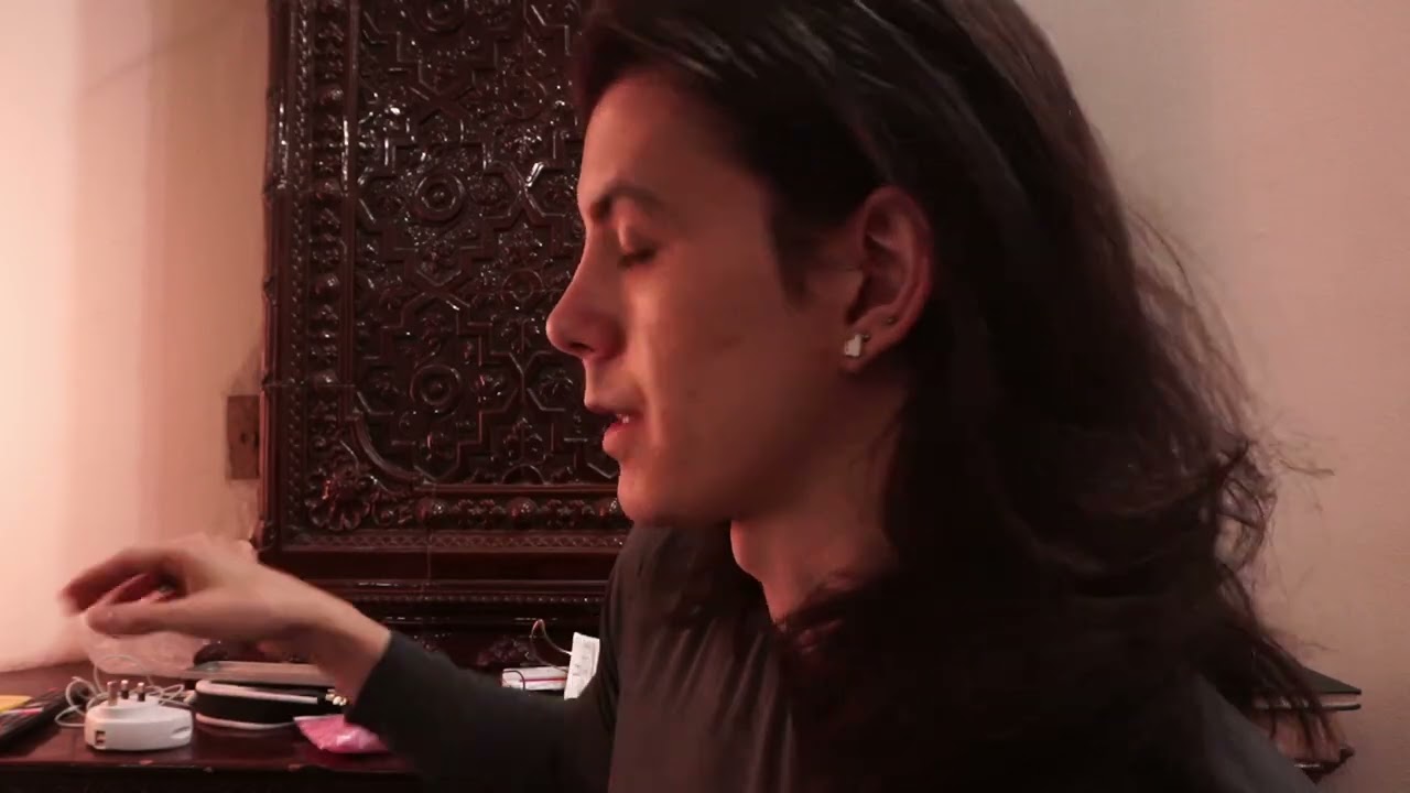 Dealing You Illicit ASMR Tingles