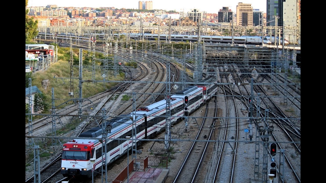 Trenes renfe Atocha Cercanias Timelapse