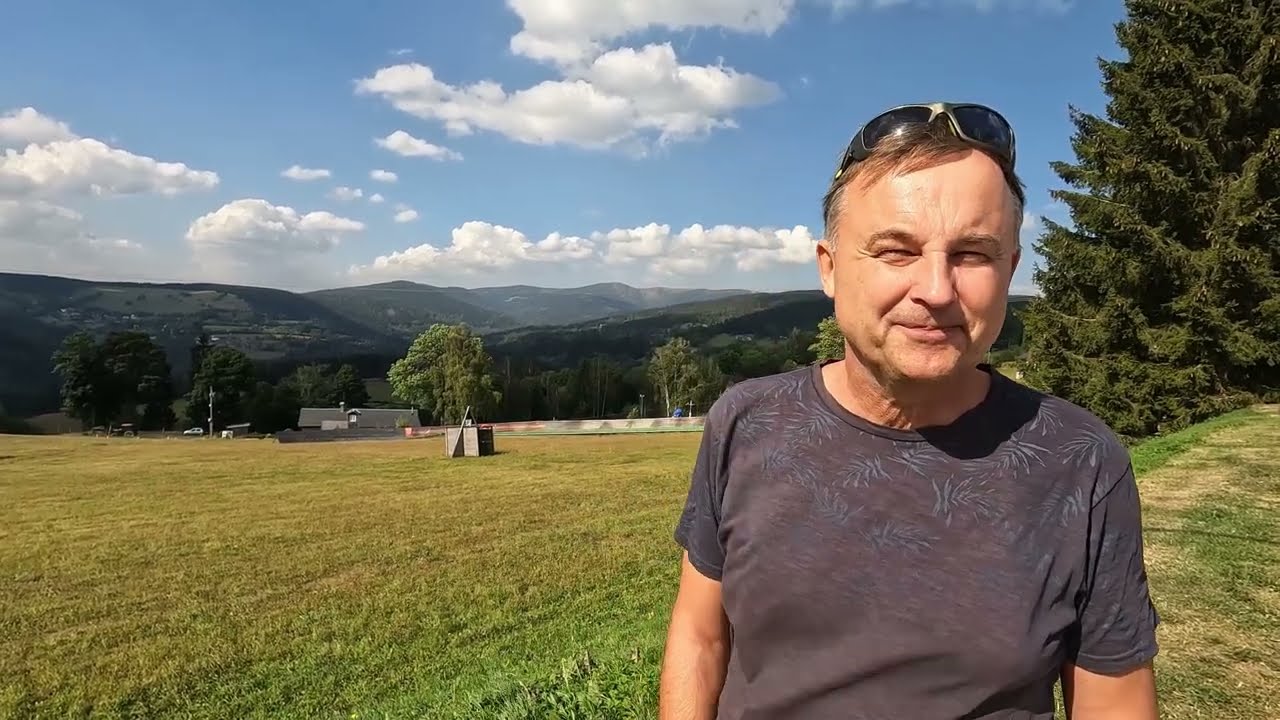Benecko a rozhledna Žal&yacute; 🍀Pojďte s n&aacute;mi na v&yacute;let do Krkono&scaron;🍀Full HD💥