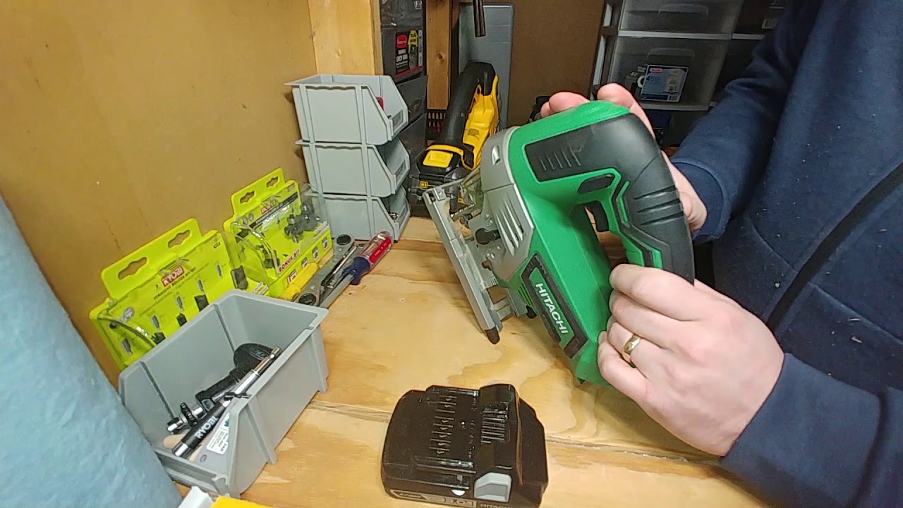Hitachi CJ18DGL 18V Cordless Jig Saw Review- How does it compare to the Black and Yellow?