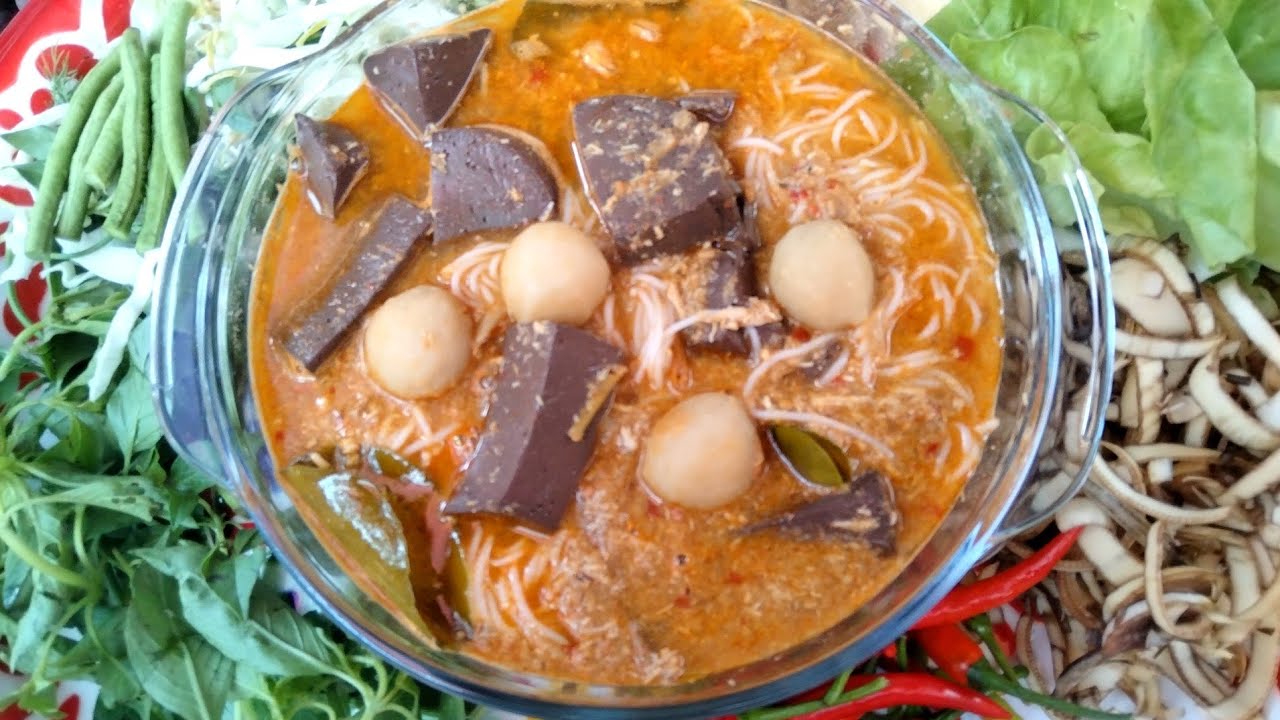 ขนมจีนน้ำยากะทิ