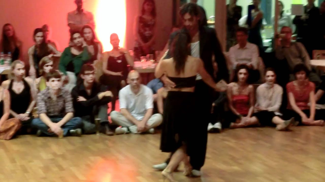 Gaia Pisauro y Leandro Furlan 1/4 (Tango Festival Berlin 2011)