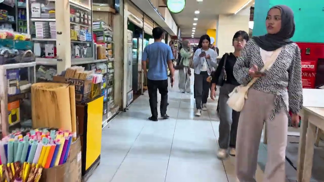 Keliling Blok M Part 1 - Pintu Lift MRT Blok M Sampe Gang Viral #blokm 